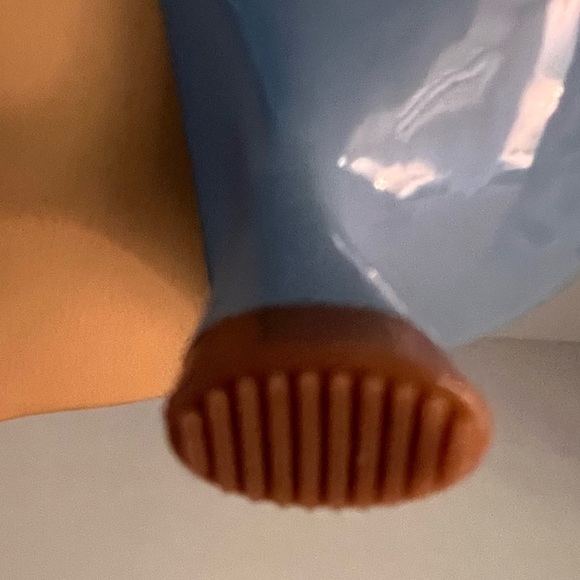 Great summer shoe with Kitty heal. Light blue satin like fabric. - Picture 4 of 6